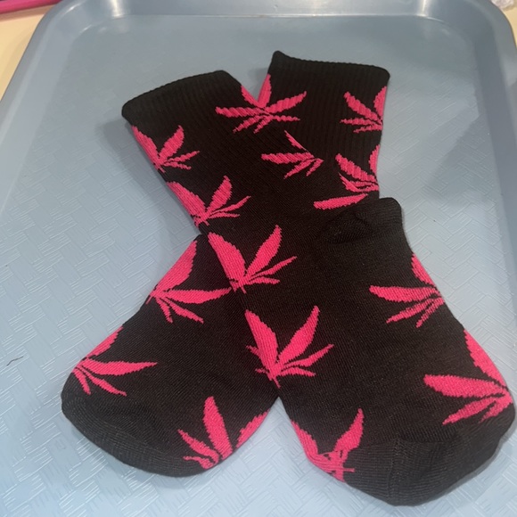 Unisex Mary Jane Weed socks - Picture 3 of 3